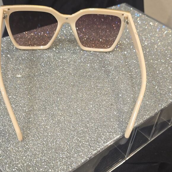 Quay Australia Level Up Large Square Sunglasses- Champagne Frame/Brown Fawn Lens main image 7